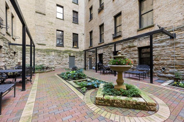 300 Wall Street 101, Saint Paul, MN 55101