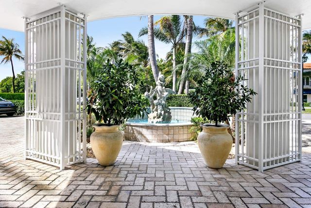 100 Royal Palm Way Ph-4, Palm Beach, FL 33480