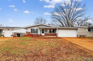 10139 Edgefield Drive, St Louis, MO 63136