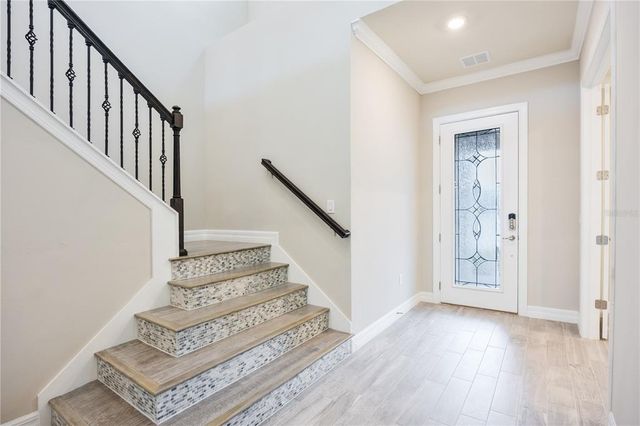 8077 LEAF GROVE CIRCLE, Orlando, FL 32836