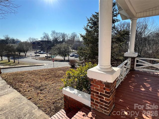 203 E Cannon Avenue, Albemarle, NC 28001