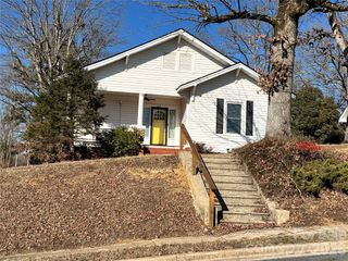 203 E Cannon Avenue, Albemarle, NC 28001