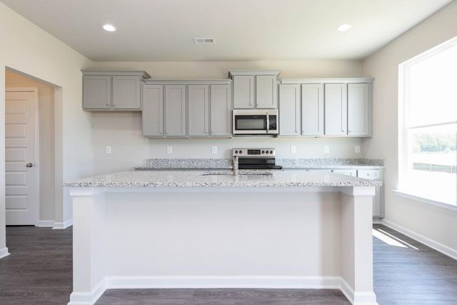 140 Cochin Drive, Statham, GA 30666