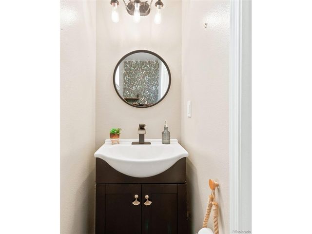13221 Bryant Cir, Broomfield, CO 80020