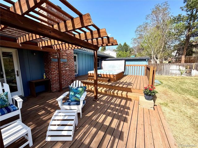 8510 E Nichols Ave, Centennial, CO 80112