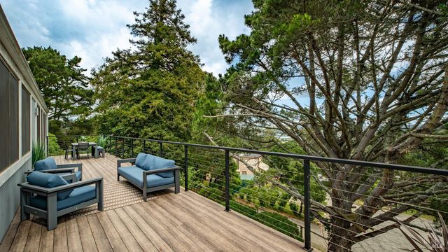 303 Bristol Pl, Mill Valley, CA 94941