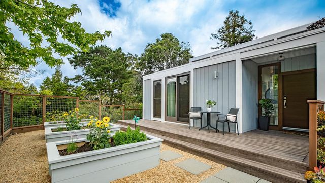 303 Bristol Pl, Mill Valley, CA 94941