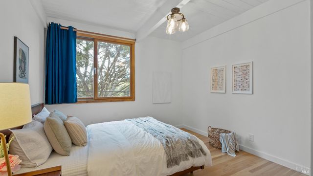 303 Bristol Pl, Mill Valley, CA 94941