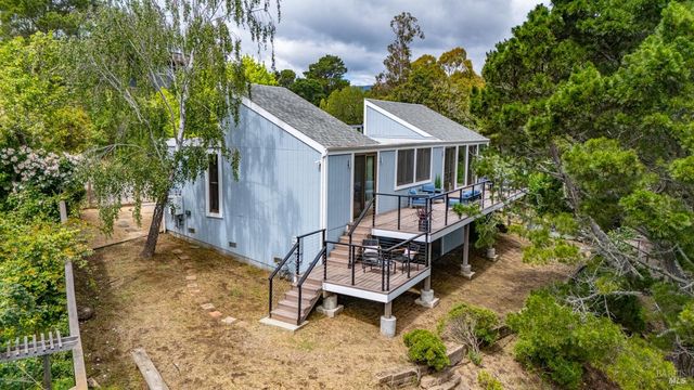 303 Bristol Pl, Mill Valley, CA 94941