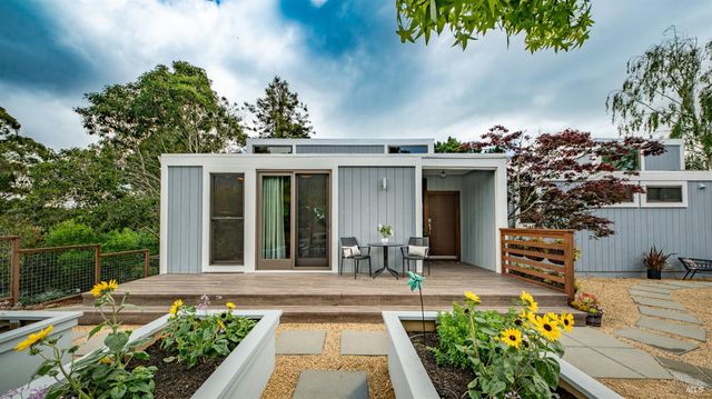 303 Bristol Pl, Mill Valley, CA 94941