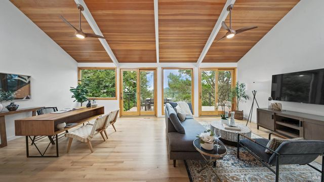 303 Bristol Pl, Mill Valley, CA 94941