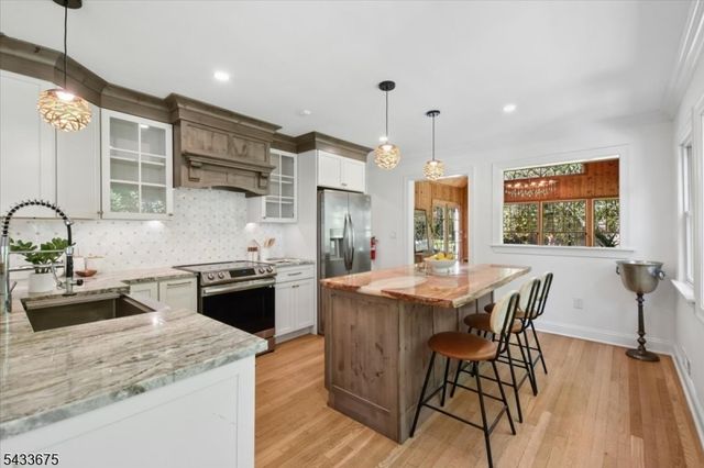 54 Blackberry Ln, Morris Twp., NJ 07960