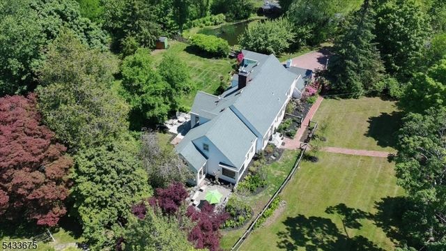 54 Blackberry Ln, Morris Twp., NJ 07960
