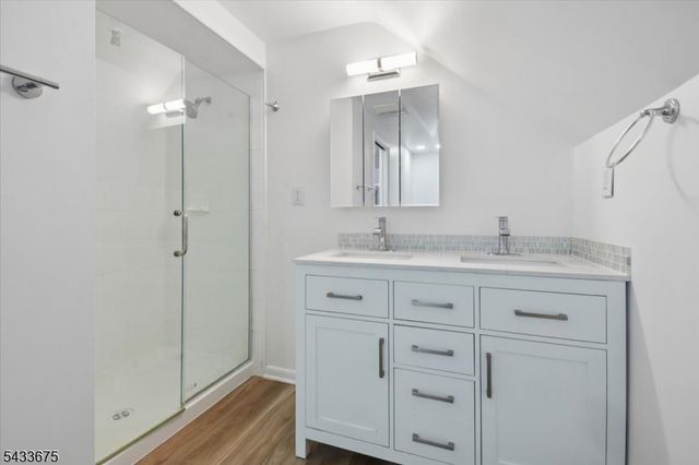 54 Blackberry Ln, Morris Twp., NJ 07960
