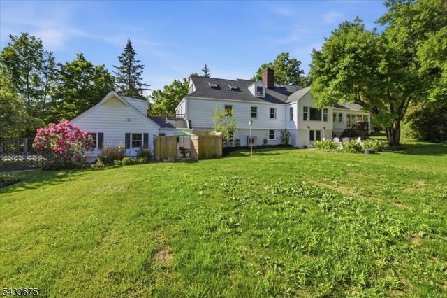 54 Blackberry Ln, Morris Twp., NJ 07960