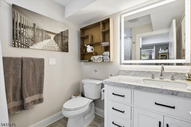 54 Blackberry Ln, Morris Twp., NJ 07960