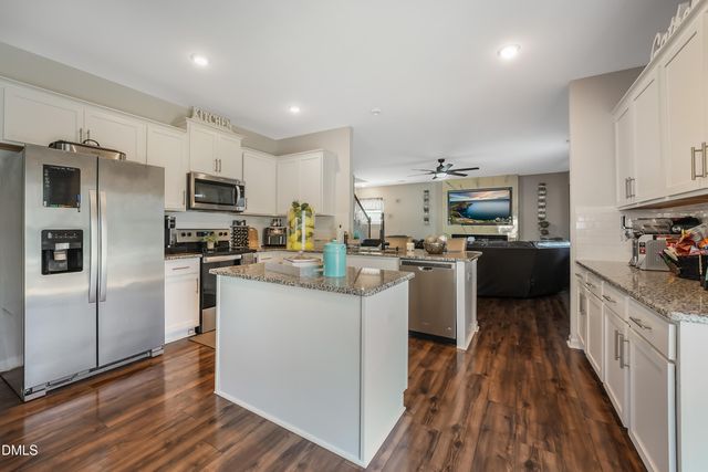 2902 Ledgestone Drive, Creedmoor, NC 27522