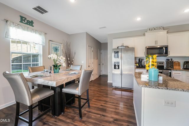 2902 Ledgestone Drive, Creedmoor, NC 27522