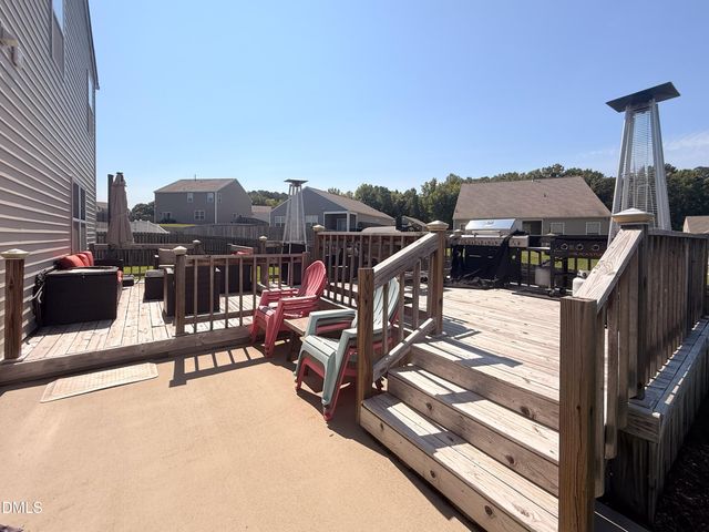 2902 Ledgestone Drive, Creedmoor, NC 27522