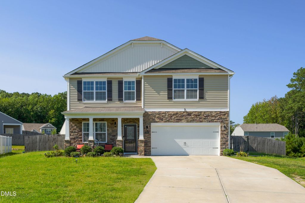 2902 Ledgestone Drive, Creedmoor, NC 27522