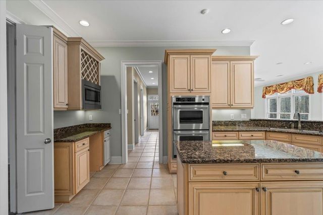 9189 RANDLE VALLEY RD, Cordova, TN 38018