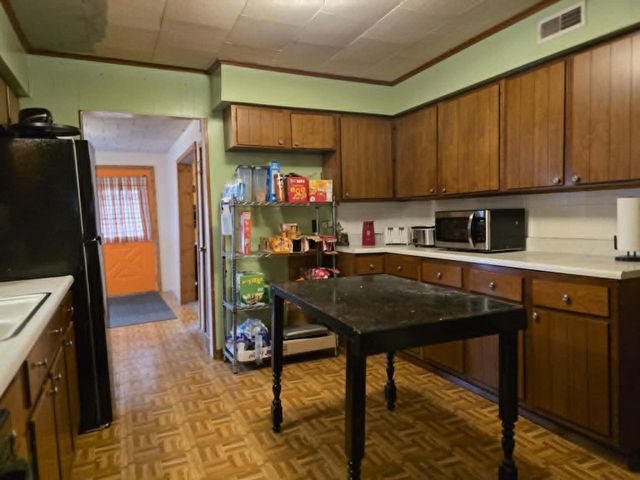 806 Mansion Street, Mauston, WI 53948