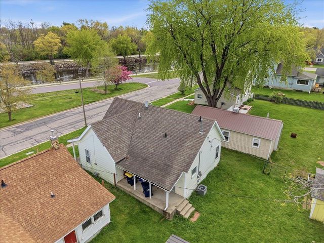 806 Mansion Street, Mauston, WI 53948