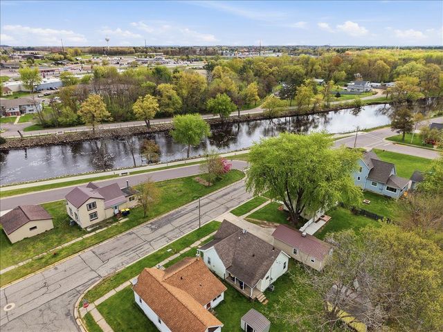 806 Mansion Street, Mauston, WI 53948