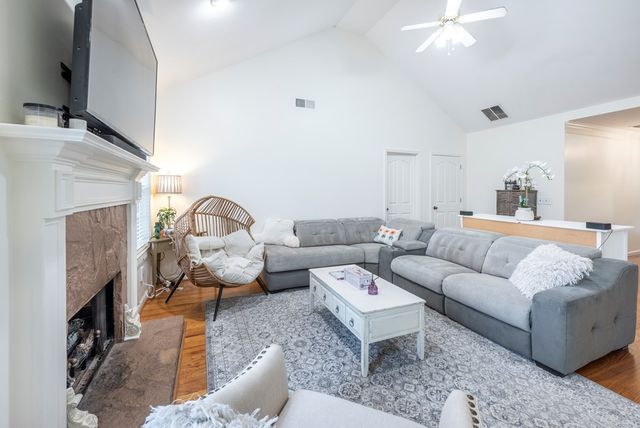 201 N Woods Way, Jasper, GA 30143