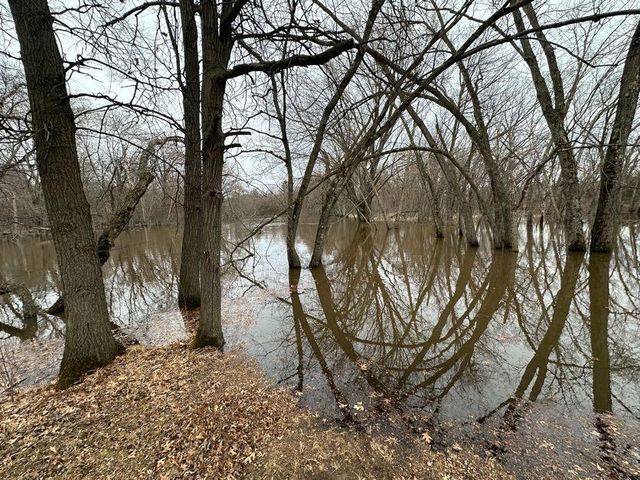 N11992 12TH AVENUE, Necedah, WI 54646