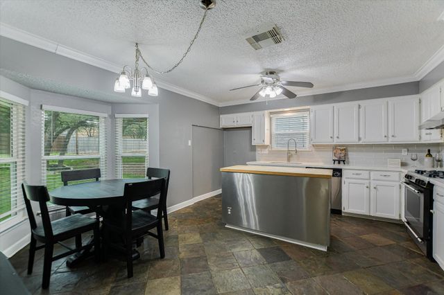 5810 Secrest DR, Austin, TX 78759