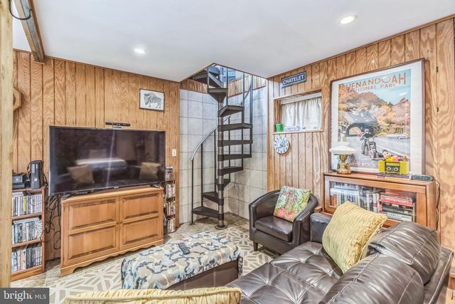 125 DEAL DR, Luray, VA 22835