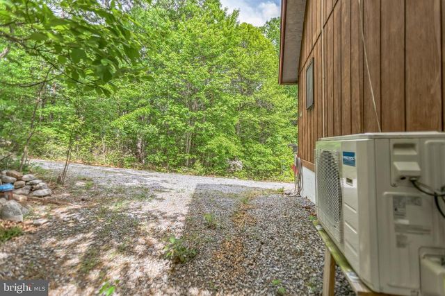 125 DEAL DR, Luray, VA 22835