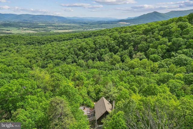 125 DEAL DR, Luray, VA 22835