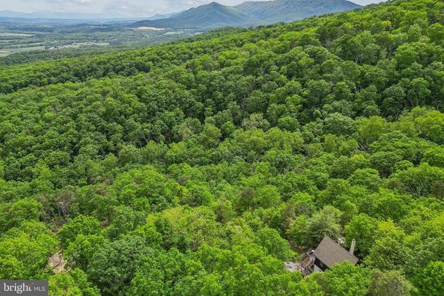 125 DEAL DR, Luray, VA 22835