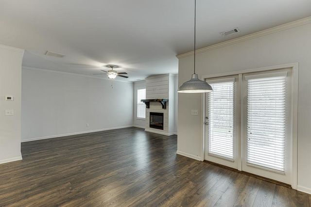 5634 Parkview Lane, Flowery Branch, GA 30542