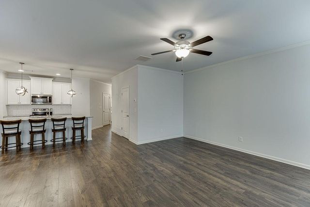 5634 Parkview Lane, Flowery Branch, GA 30542