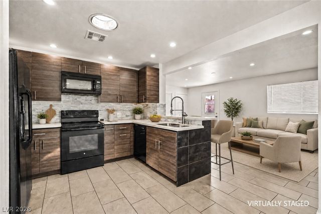 712 Harper Circle, Las Vegas, NV 89107