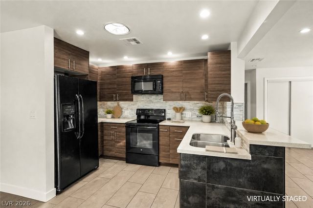 712 Harper Circle, Las Vegas, NV 89107