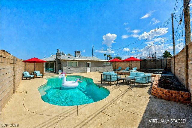 712 Harper Circle, Las Vegas, NV 89107