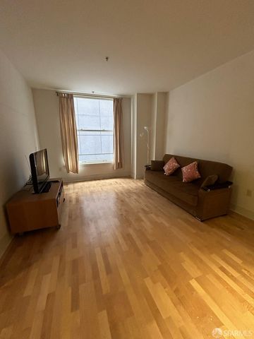 74 New Montgomery Street 303, San Francisco, CA 94105