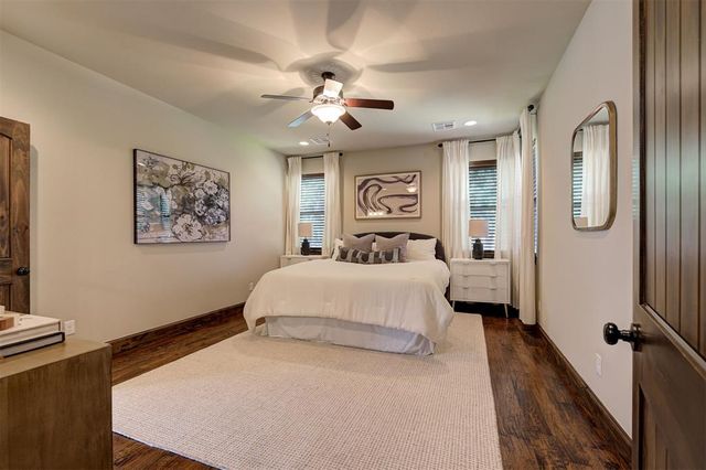 1317 Town Square Park, Edmond, OK 73034