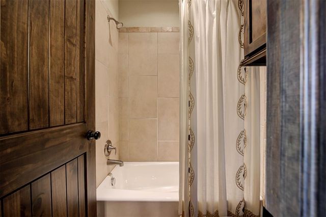 1317 Town Square Park, Edmond, OK 73034