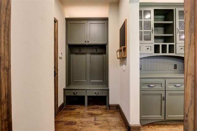 1317 Town Square Park, Edmond, OK 73034