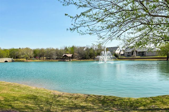 1317 Town Square Park, Edmond, OK 73034