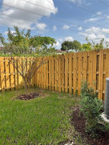 11883 NW 47 MNR 11883, Coral Springs, FL 33076