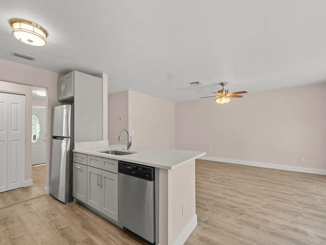 4065 46th Lane, Vero Beach, FL 32967