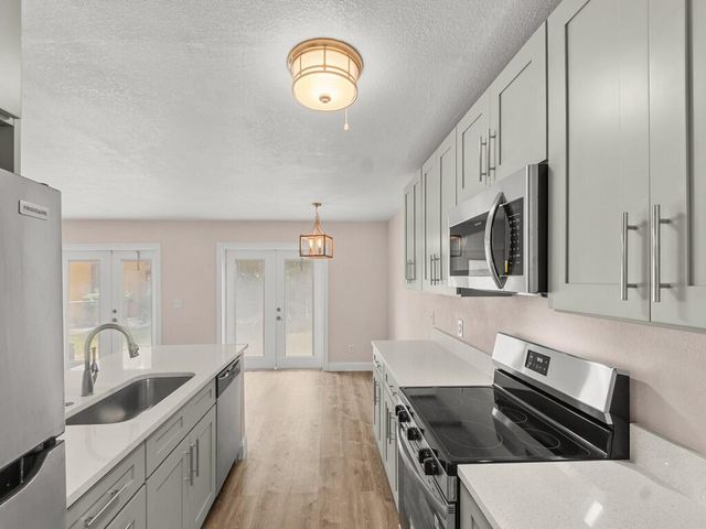 4065 46th Lane, Vero Beach, FL 32967