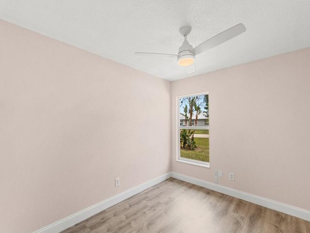 4065 46th Lane, Vero Beach, FL 32967