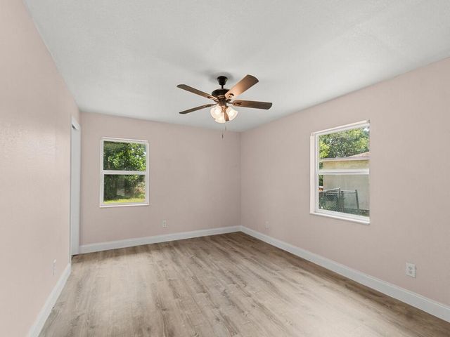 4065 46th Lane, Vero Beach, FL 32967